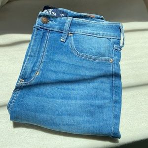 Hollister High-Rise Super Skinny Jeans